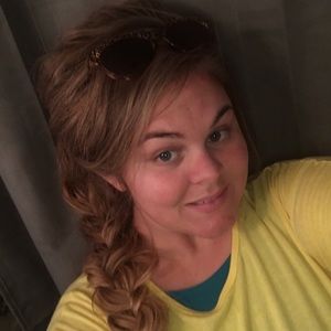 Meet your Posher, Stormy